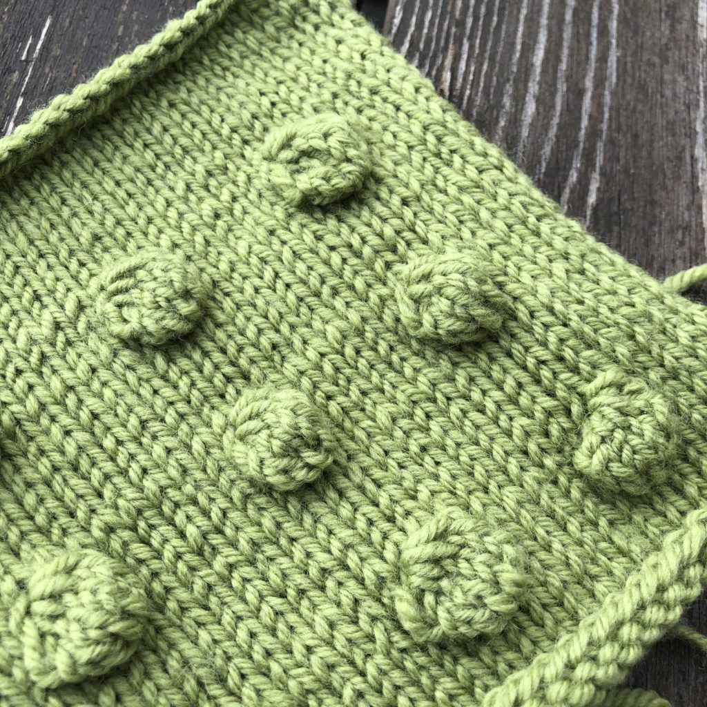 Gestrickte Patches Quadrate für Decke grün Noppenmuster