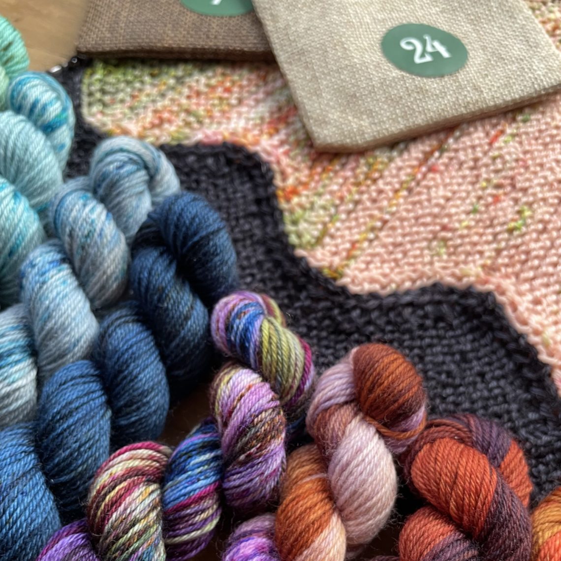 Gratis Strickanleitung, Schal, Garnreste